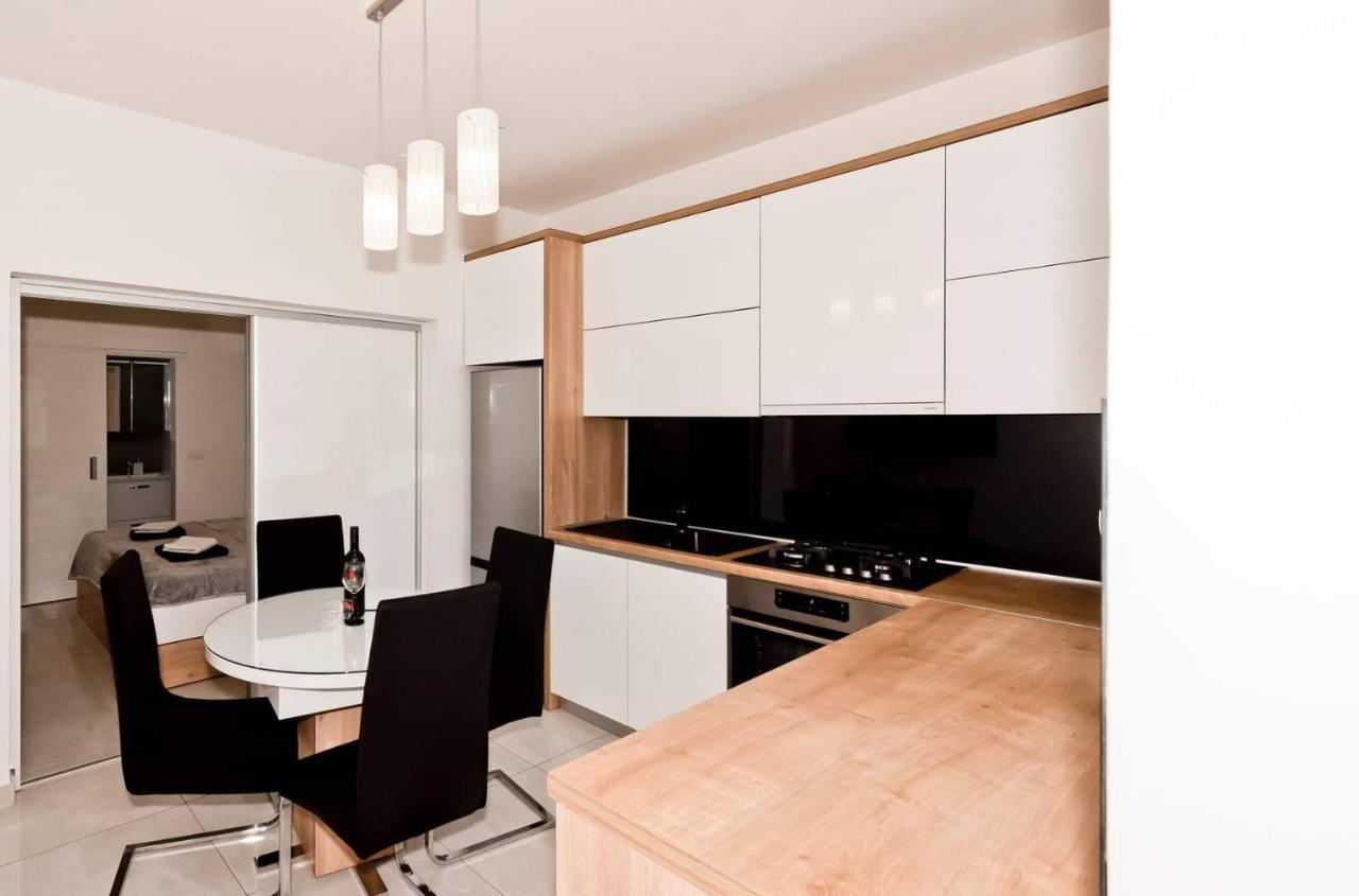 Apartment White Pearl Razanac Ngoại thất bức ảnh