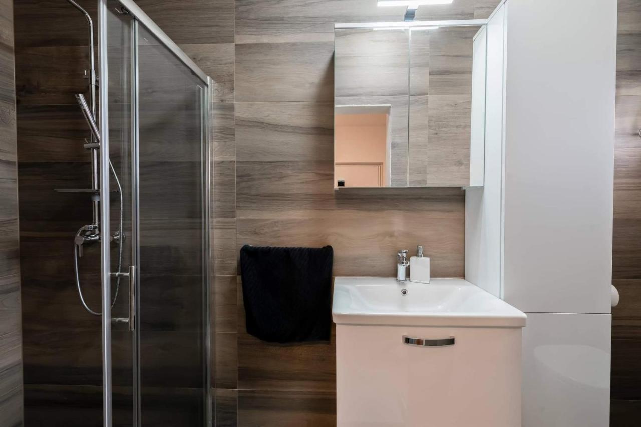Apartment White Pearl Razanac Ngoại thất bức ảnh