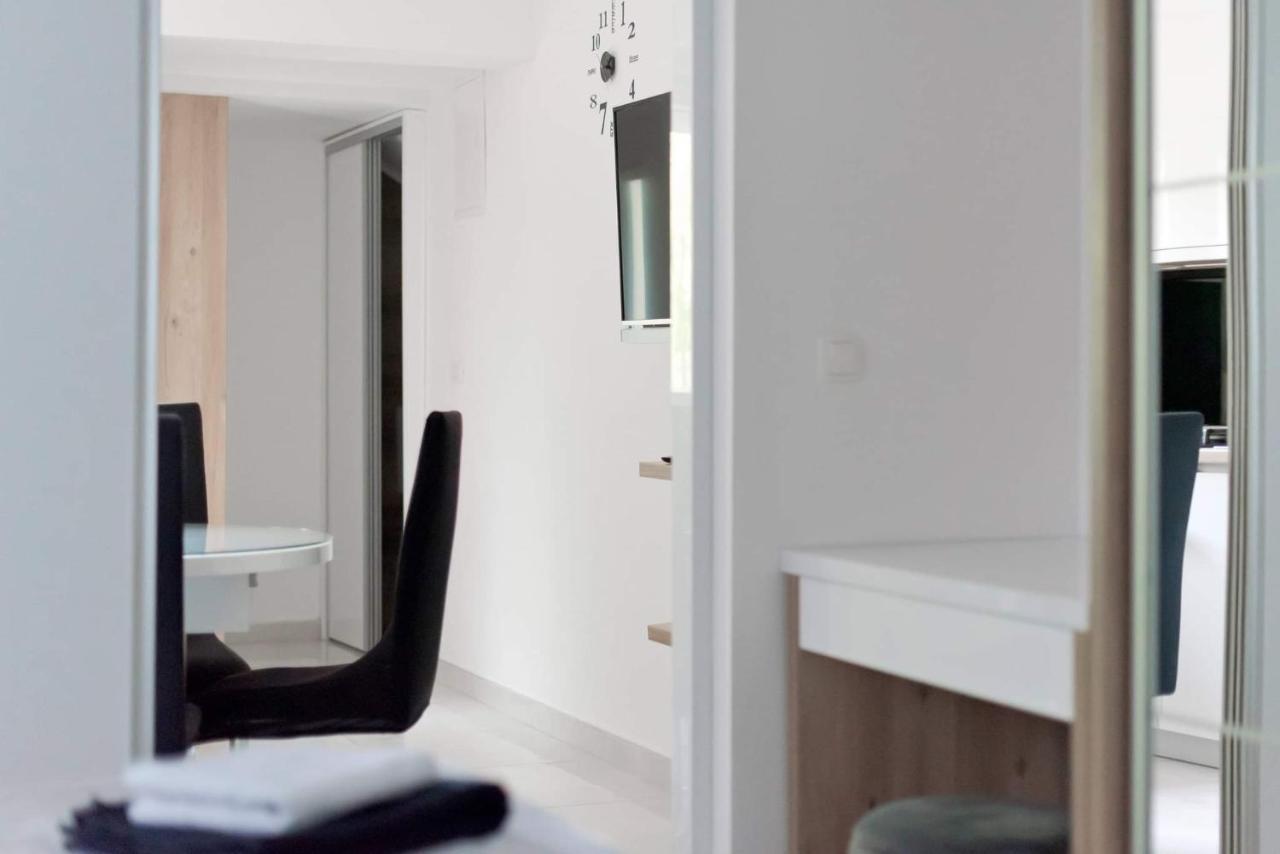Apartment White Pearl Razanac Ngoại thất bức ảnh